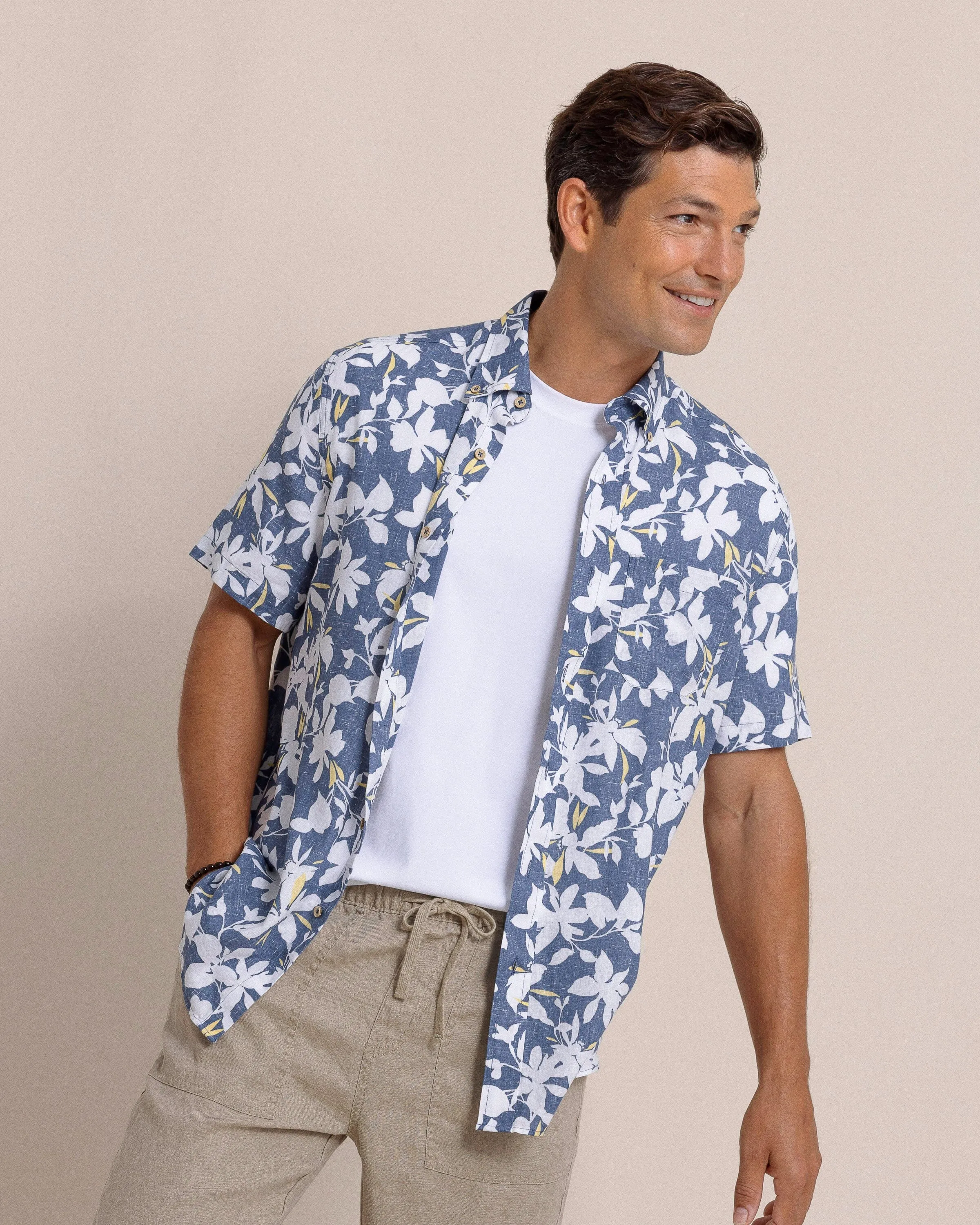Blossom Bay Linen Rayon Short Sleeve Sport Shirt