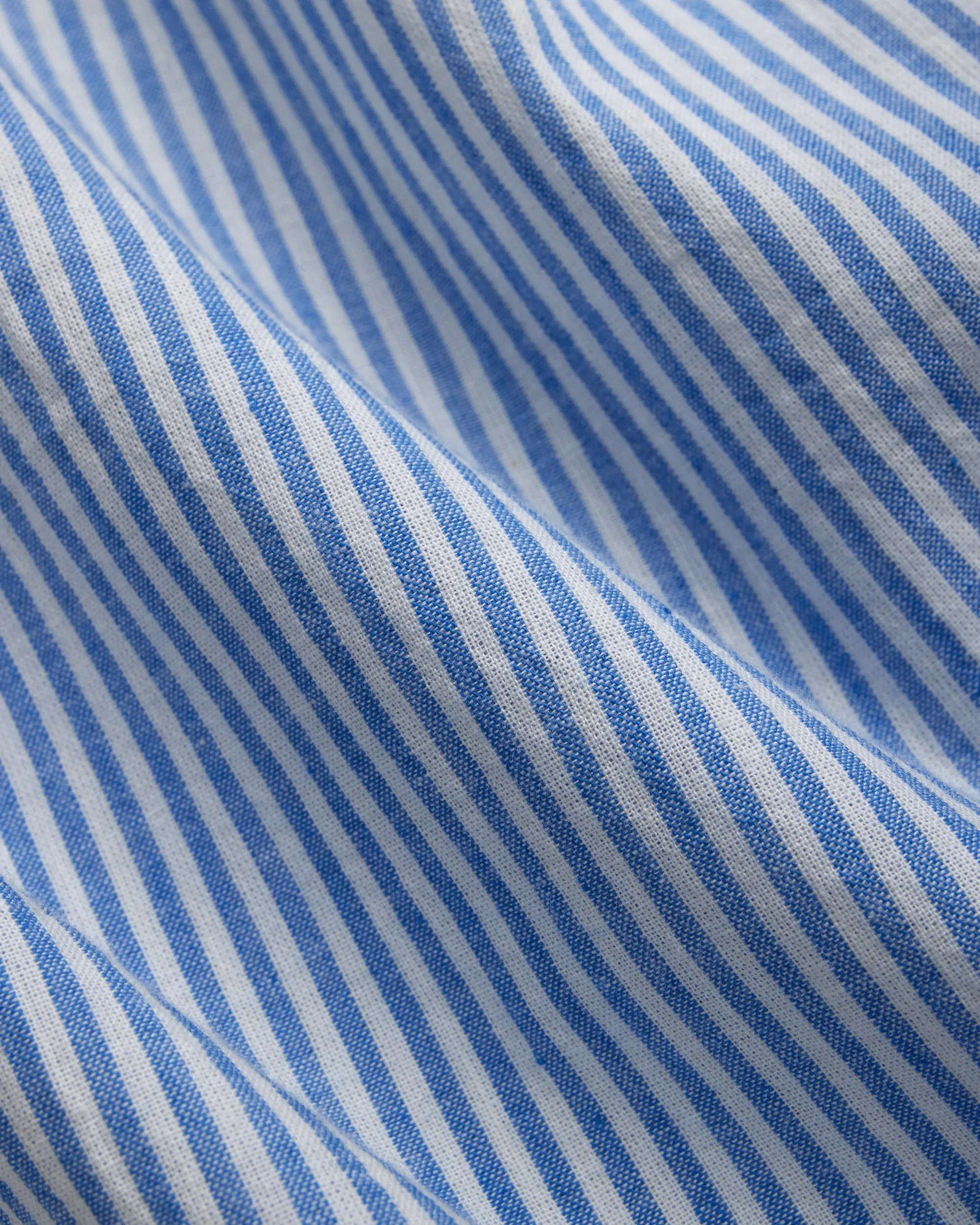 BLUE/WHITE STRIPE CHAMBRAY SHORT SLEEVE SHIRT