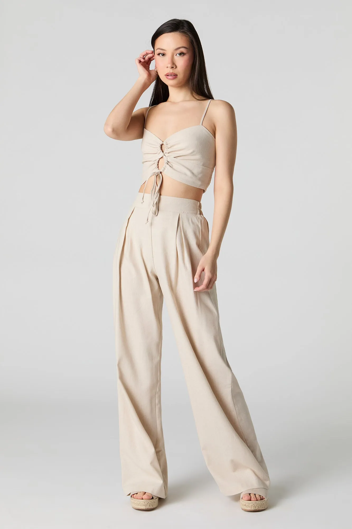 Camisole en mélange de lin avec ouverture en goutte et taille coulissante