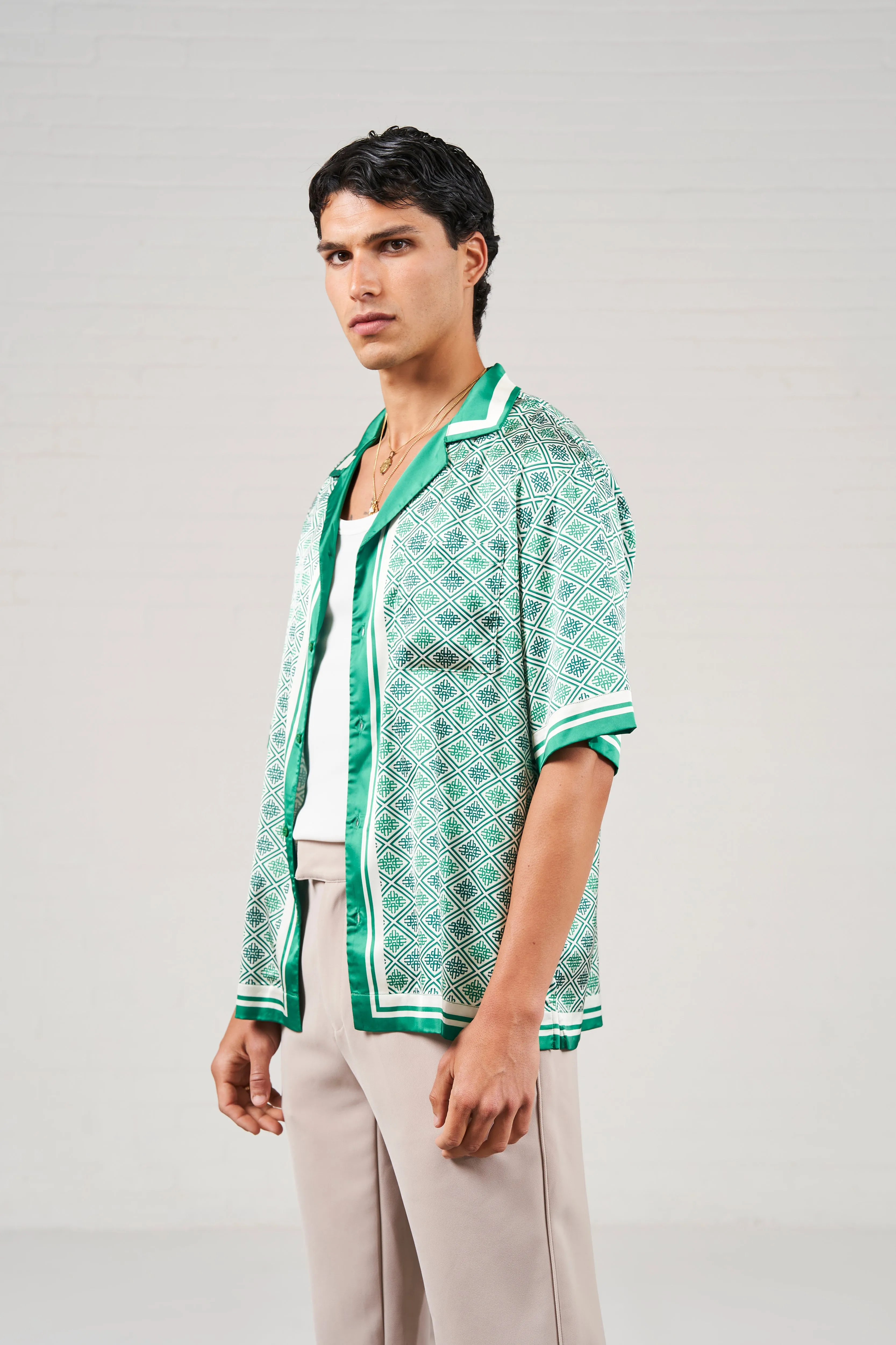EMBLEM PRINT SHIRT - GREEN