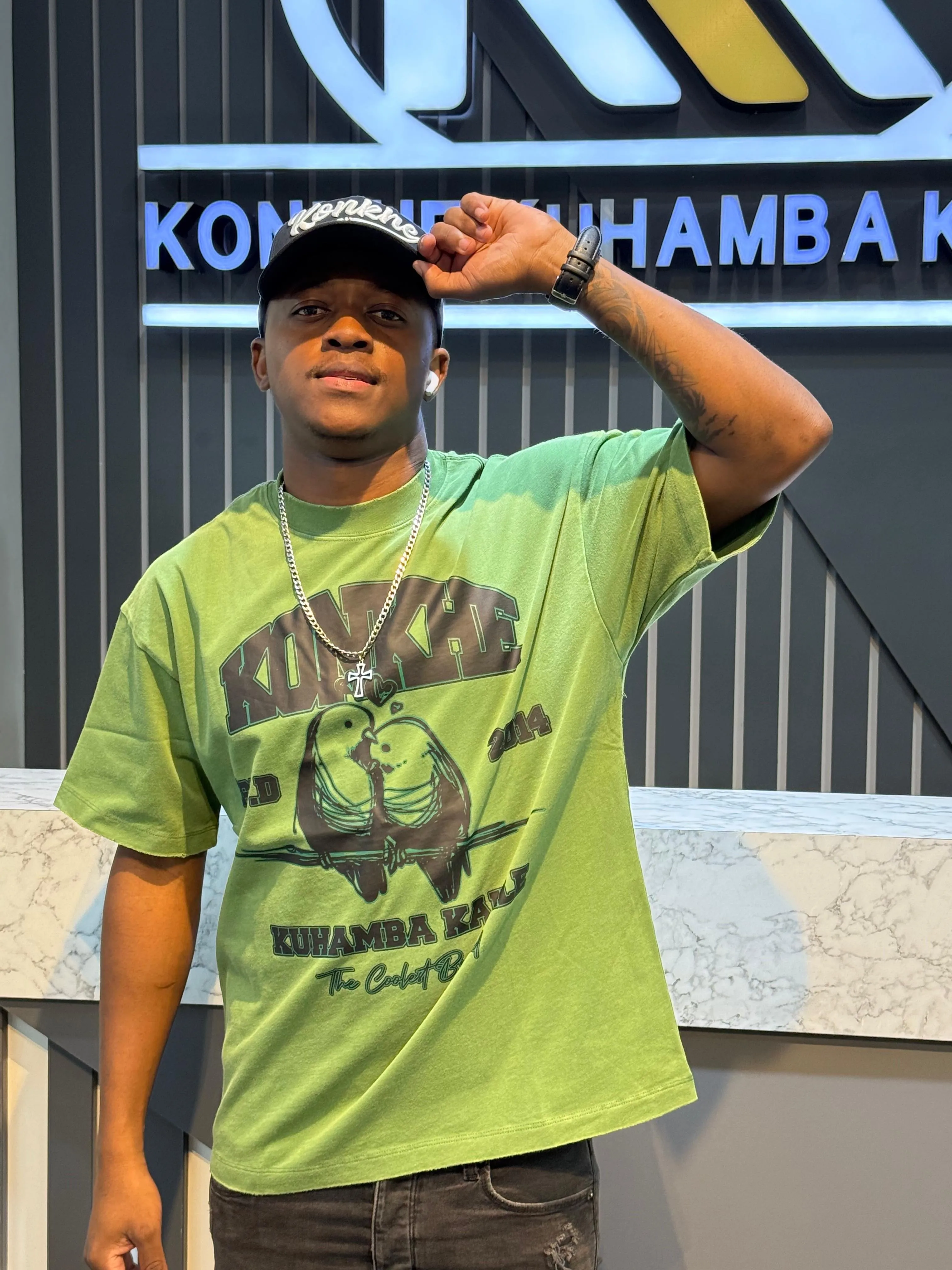 Konkhe kuhamba kahle Lovebird unisex oversized T-shirts