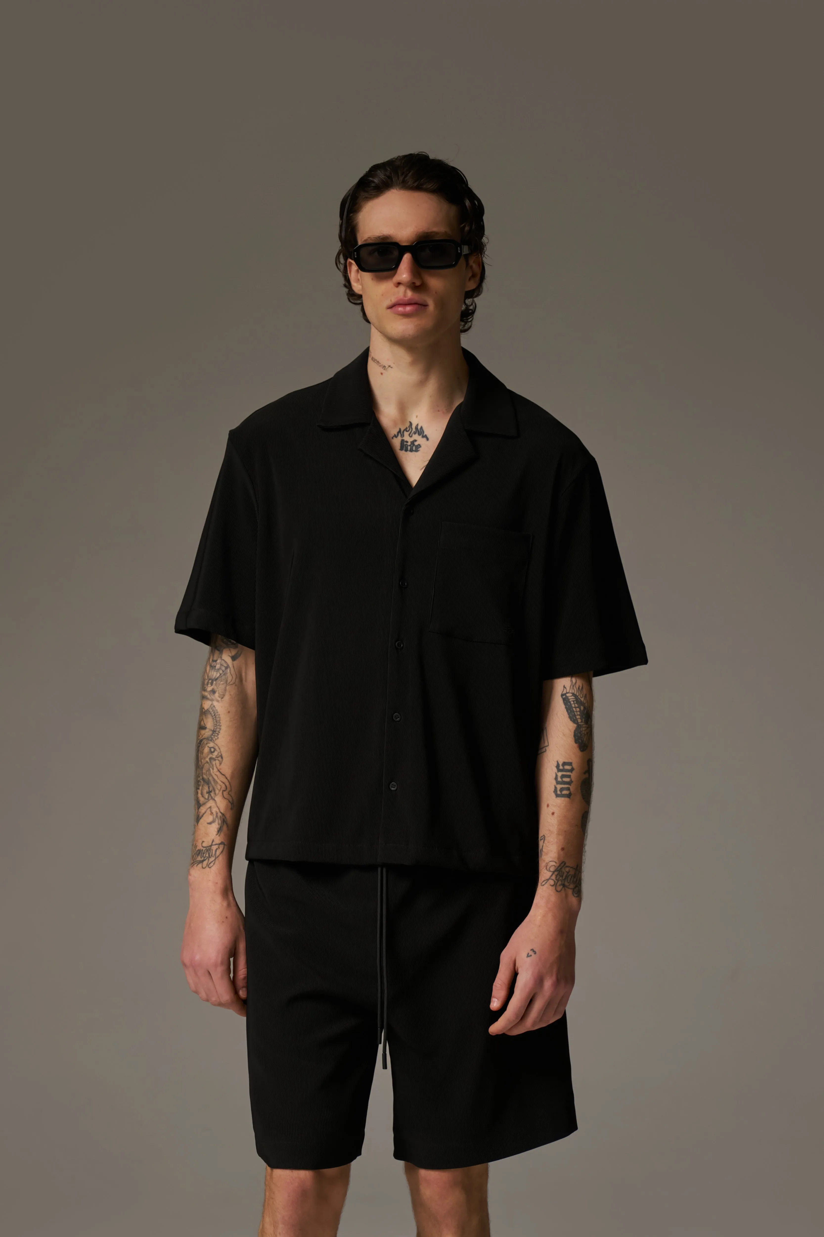 RIB BUTTON THROUGH SHIRT - BLACK